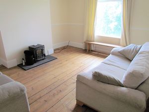 Living Room - click for photo gallery